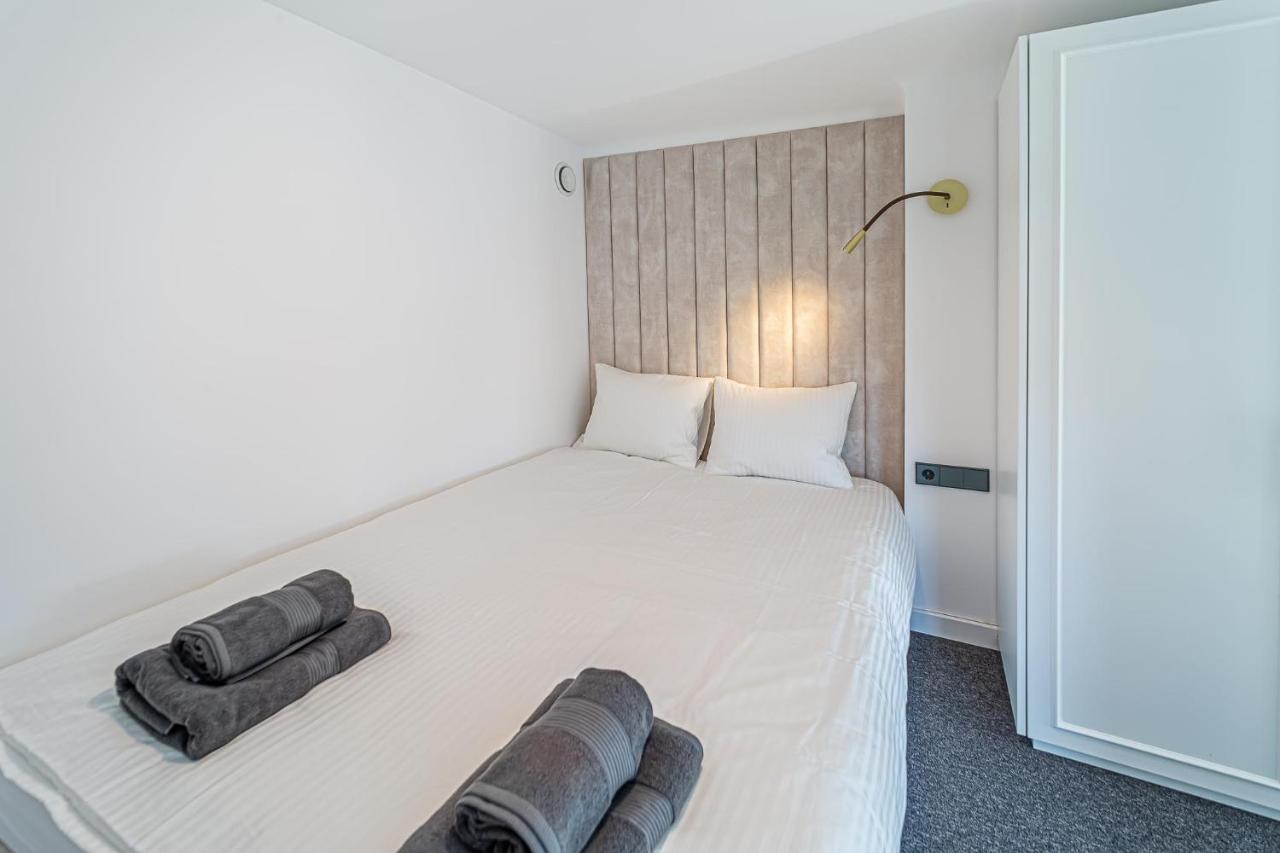 Ministerija Loft Apartment With Parking & Ac Kaunas Exterior photo